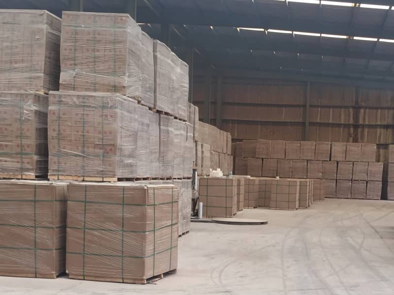 Packing of Heat Insulation Bricks